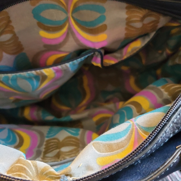 Navy blue multi pocket hand bag with detachable strap. - Picture 8 of 15